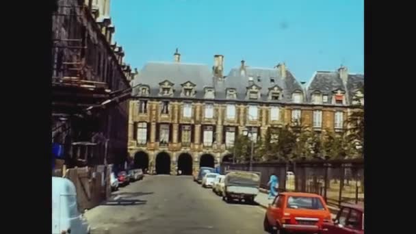 Frankrike 1976, Paris gatuvy 21 — Stockvideo