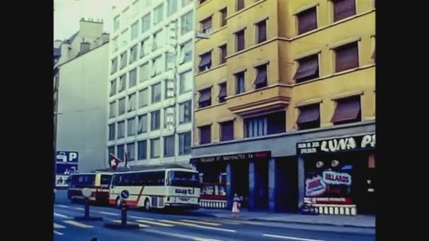 Švýcarsko 1975, Ženevská ulice pohled — Stock video