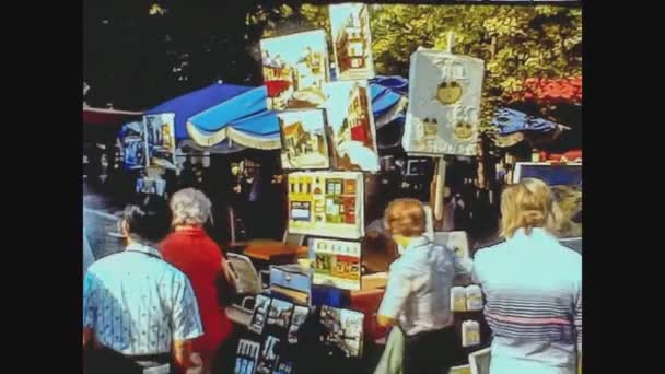 França 1976, Paris mercado de arte de rua 2 — Vídeo de Stock