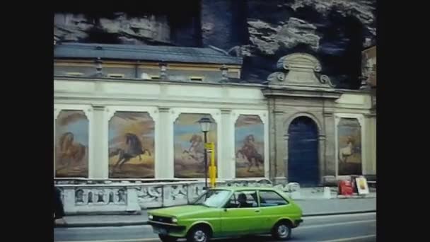 Autriche 1975, Salzbourg vue sur la rue 4 — Video