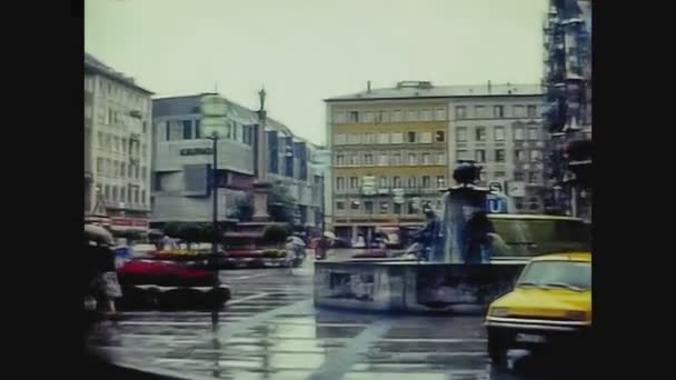 Tyskland 1975, Münchens gatuvy — Stockvideo