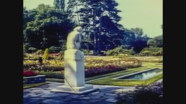 Suiza 1975, Parc de La Grange 3 — Vídeo de stock