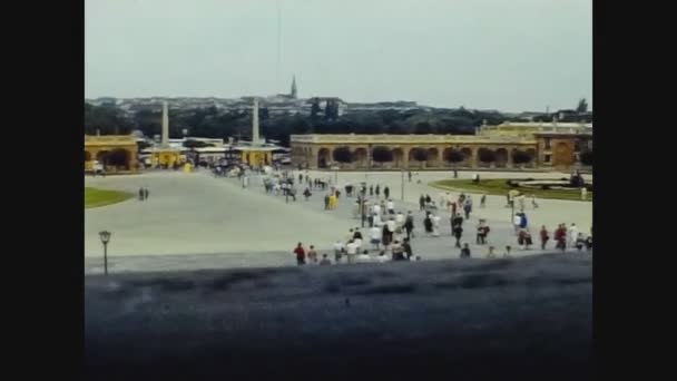 Österreich 1974, Schlosspark Schönbrunn in Wien 5 — Stockvideo