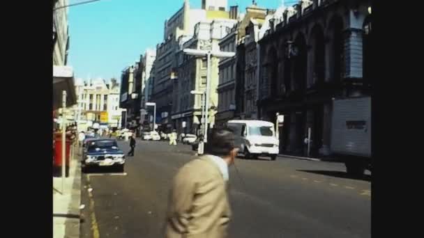 Wielka Brytania 1974, Londyn widok ulicy 15 — Wideo stockowe