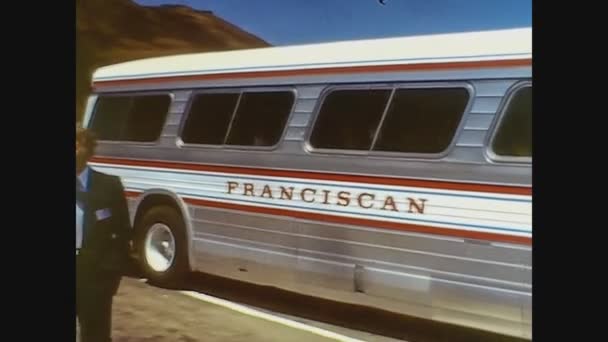 Сан-Франциско, США 1979, американский автобус — стоковое видео