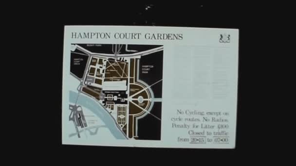 Ηνωμένο Βασίλειο 1979, Hampton Court gardens 3 — Αρχείο Βίντεο