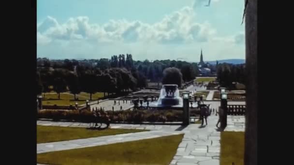 Noorwegen 1979, uitzicht Frogner park in de jaren 70 8 — Stockvideo