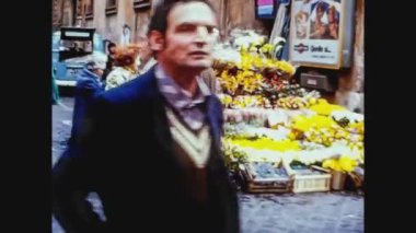 İtalya 1975, Roma sokak manzarası 14