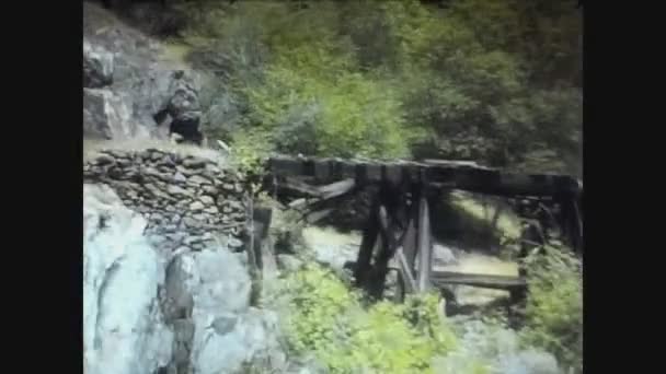 California 1978, Yosemite park uitzicht in de jaren 70 3 — Stockvideo