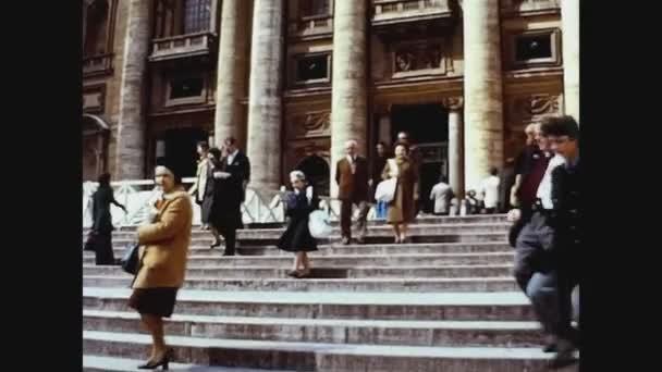 Italie 1975, San Pietro Rome 2 — Video