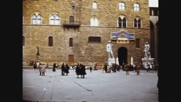Italien 1975, Piazza della Signoria in Florenz — Stockvideo