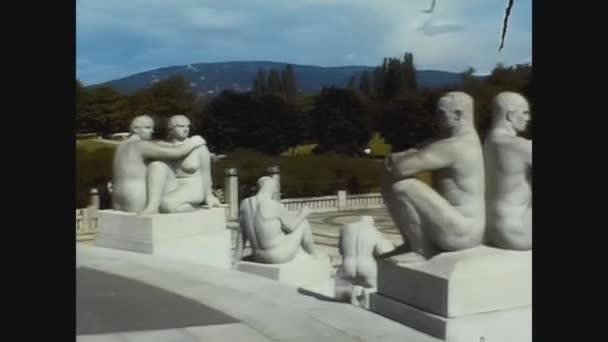Norway 1979, Frogner park view in 70's 10 — Stock Video