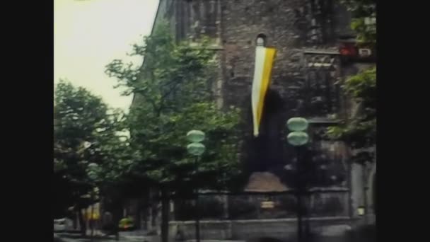 Deutschland 1975, München street view 6 — Stockvideo