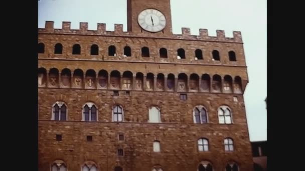 意大利，1975年，佛罗伦萨的Piazza della Signoria — 图库视频影像