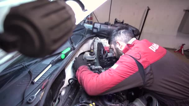 Reparaciones mecánicas coche 8 — Vídeo de stock