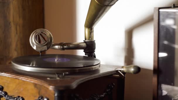 A Gramophone 4 részletei — Stock videók