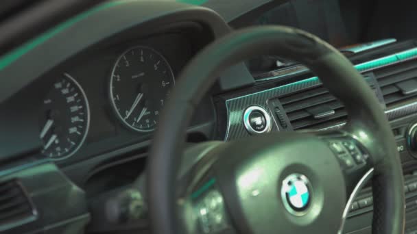 BMW bilens instrumentbräda 2 — Stockvideo
