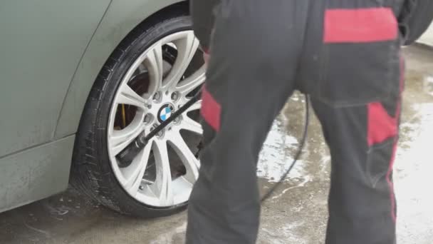 Umyć felgi samochodowe — Wideo stockowe