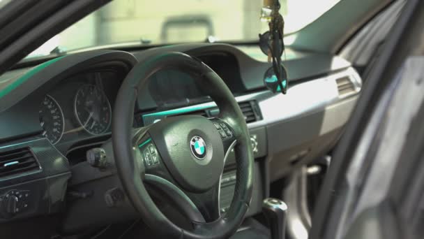 BMW bilens instrumentbräda — Stockvideo