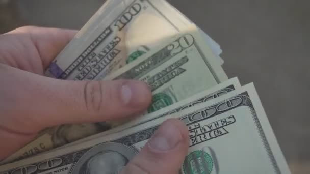 Manos Contando Billetes Dólar Pagando Efectivo Sobre Fondo Dinero Concepto — Vídeo de stock