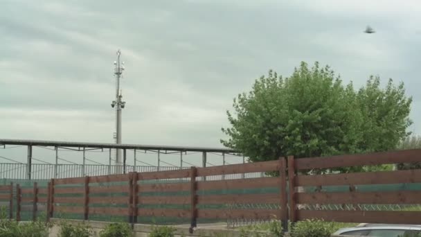 Storm Komt Detail Het Voorjaar — Stockvideo