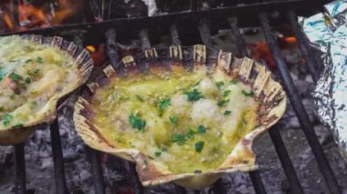 Izgara deniz tarağı, makro detay.