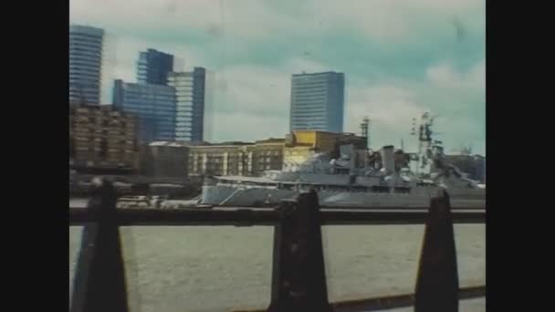 Londra Regno Unito Maggio 1977 Nave Guerra Londra Nel Tamigi — Video Stock