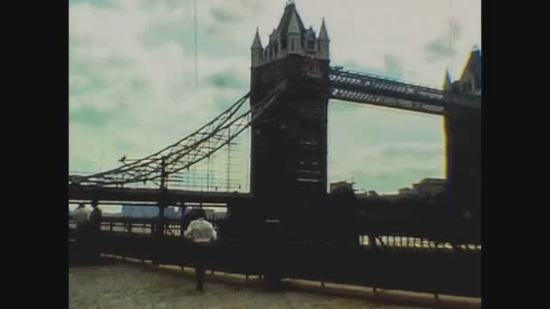 Londres Reino Unido Mayo 1977 Vista Del Puente Torre Londres — Vídeos de Stock