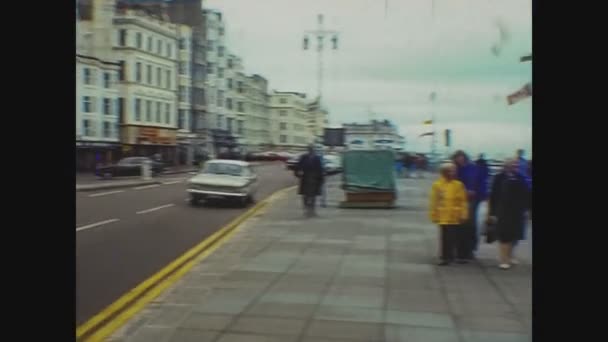 Londres Reino Unido Mayo 1977 London Street View People Traffic — Vídeos de Stock