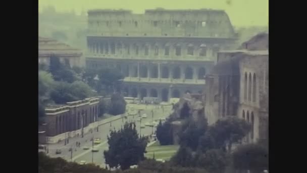 Рим Италия Апреля 1974 Вид Улицу Рима — стоковое видео
