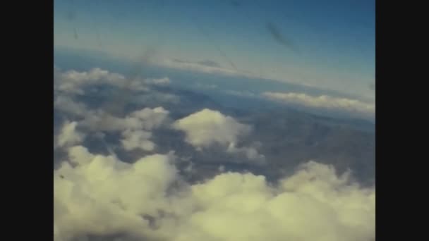Las Palmas Spanje December 1976 Wolken Van Het Vliegtuig Jaren — Stockvideo