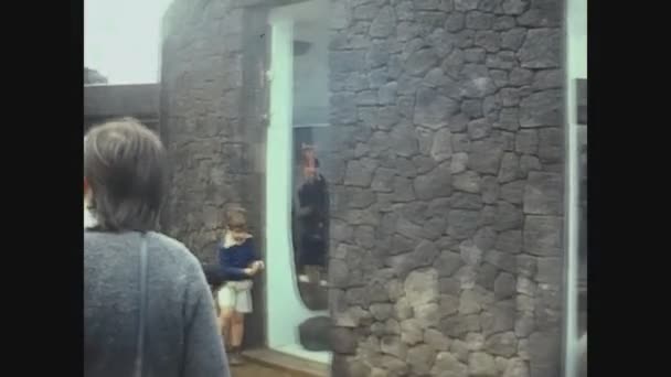 Lanzarote Dezembro Espanha 1976 Turistas Nas Montanhas Lanzarote Nos Anos — Vídeo de Stock