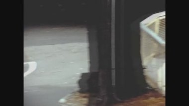 SAN FRANCISCO, ABD 1972: 70 'lerde Amerikan halkı arabaya biniyor