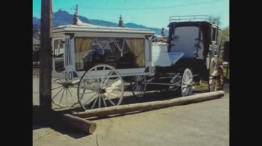 CALIFORNIA, Birleşik Devletler CRCA 1975: 70 'lerde Mojave çölünde at arabaları