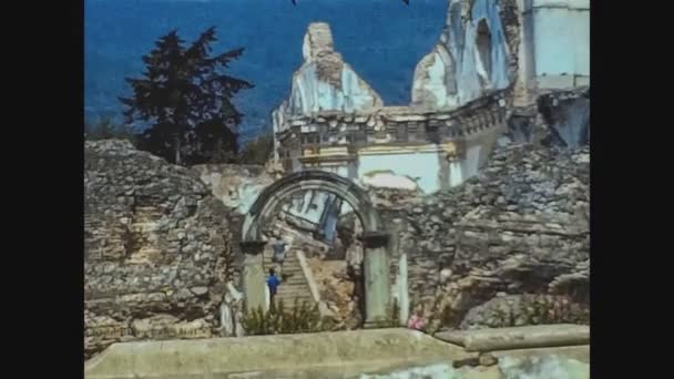 Antigua Guatemala Oktober 1978 Santa Clara Kyrkoruiner Talet — Stockvideo