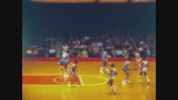 Louis Missouri Abd Aralik 1970 Lerde Louis Bombers Basketbol Maçı — Stok video