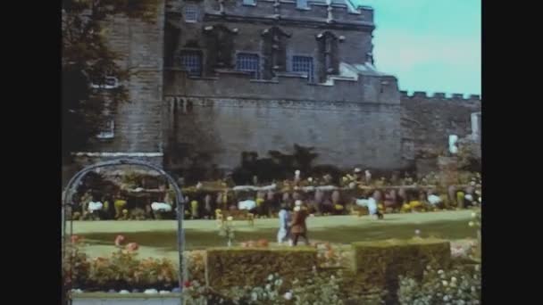 Ancora Regno Unito Maggio 1974 Stirling Vista Castello Con Turisti — Video Stock