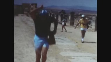 VOLUBILIS, MOROCCO MAYIS 1970: 70 'lerde Fas' taki Roma kenti Volubilis