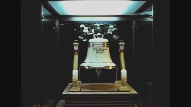 Sagawa Japan May 1974 Lonceng Bersejarah Dalam Museum — Stok Video