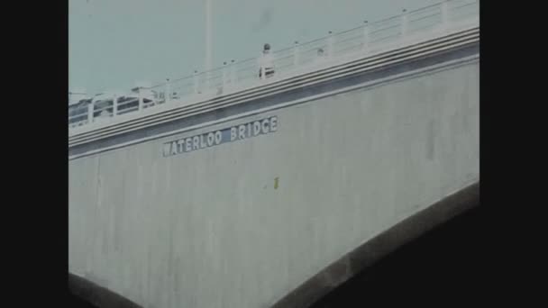 Λονδινο Ηνωμενο Βασιλειο Ιουνιοσ 1974 Γέφυρα Του Βατερλώ Στο Λονδίνο — Αρχείο Βίντεο