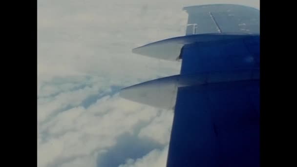 London Vereinigtes Königreich Juni 1974 Flugzeugfensterflügel Den 70Er Jahren — Stockvideo