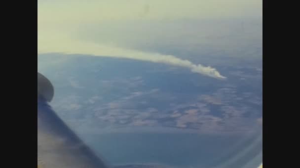 Londres Reino Unido Junio 1974 Viajar Avión Visto Desde Ventana — Vídeos de Stock