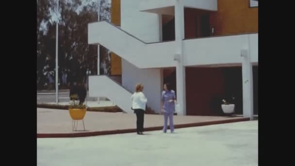 1974年 昭和49年 10月 メキシコ市内70年代の街並み — ストック動画