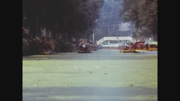 Mexico City Mexico Oktober 1974 Kleurrijke Boten Van Xochimilco Jaren — Stockvideo