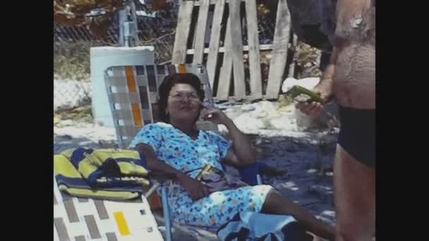 聖クロワ バージン諸島1973年5月 人々の休暇は70年代にカリビアン — ストック動画