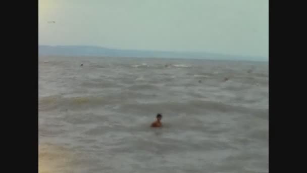 Budapest Ungarn Juni 1962 Menschen Baden Den 60Er Jahren Fluss — Stockvideo