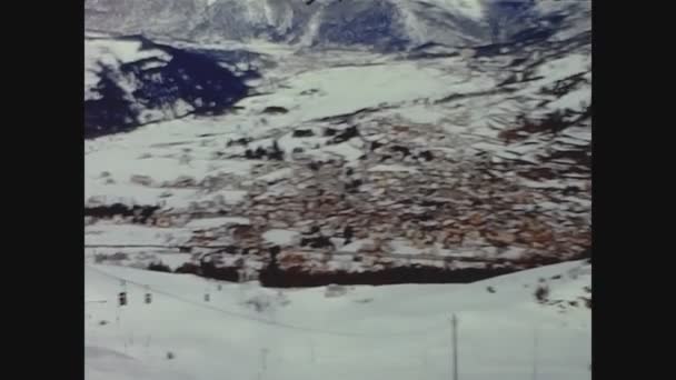 Bormio Italia Diciembre 1970 Pico Los Alpes Nevados Los Años — Vídeos de Stock