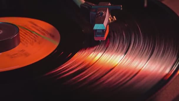 Milan Italie Septembre 2021 Vinyl Record Turntable Play Low Light — Video