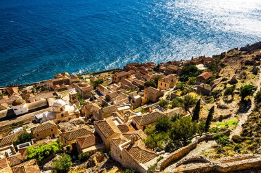 Monemvasia 'daki şehir manzarası - Moreloponnese, Yunanistan