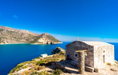 Mora Yunanistan 'ın Porto Kagio körfezinde bir şapel.